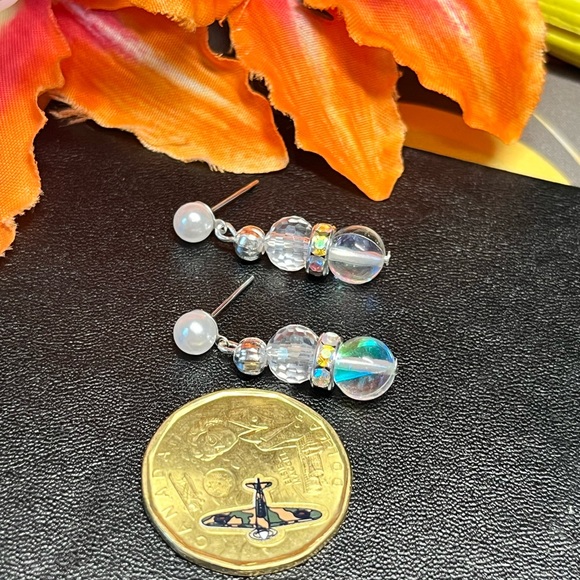 pearl stud and Swarovski earrings-classics! - Picture 3 of 10